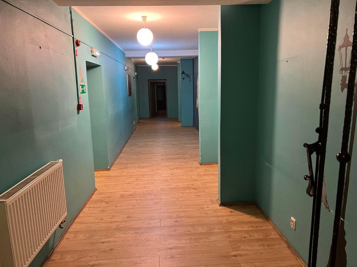 50 People Bis Apartment Краков Экстерьер фото